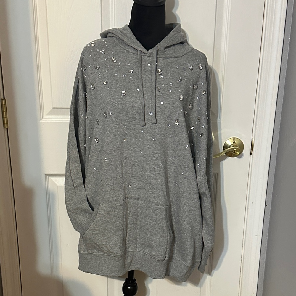 NWT Torrid Size 2X Drop Shoulder Rhinestone Embellished Hoodie 18/20 - Picture 2 of 5
